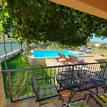 Kuca Za Odmor Bozena Tatil Evi Vrsine