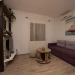 Tatil Evi Kuca Za Odmor Bozena Vrsine