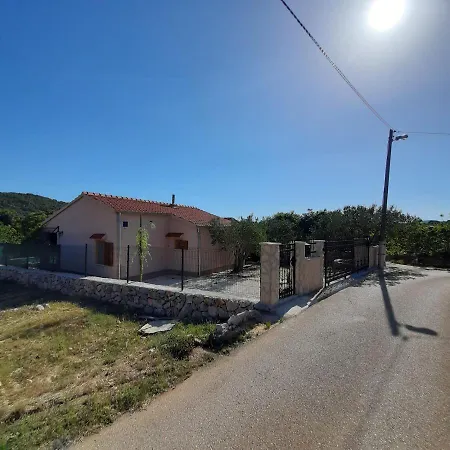 Tatil Evi Kuca Za Odmor Bozena Vrsine