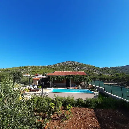 Kuca Za Odmor Bozena Tatil Evi Vrsine